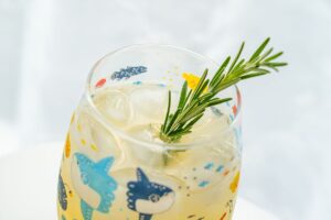 プロが教える「りんごジュースを美味しくする方法」が話題　調理時間はたったの10秒